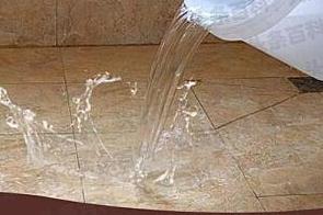 巴宜漏水维修 免砸砖防水材料该如何施工